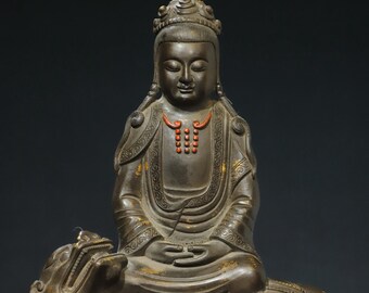 Chinese antique hand-made exquisite and rare pure copper gilt-mounted animal Guanyin Buddha statue ornaments