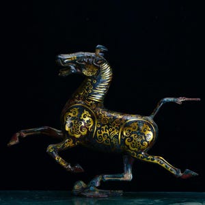 Chinese antique pure hand-made exquisite rare bronze inlaid gold horse stepping on flying swallow statue ornaments