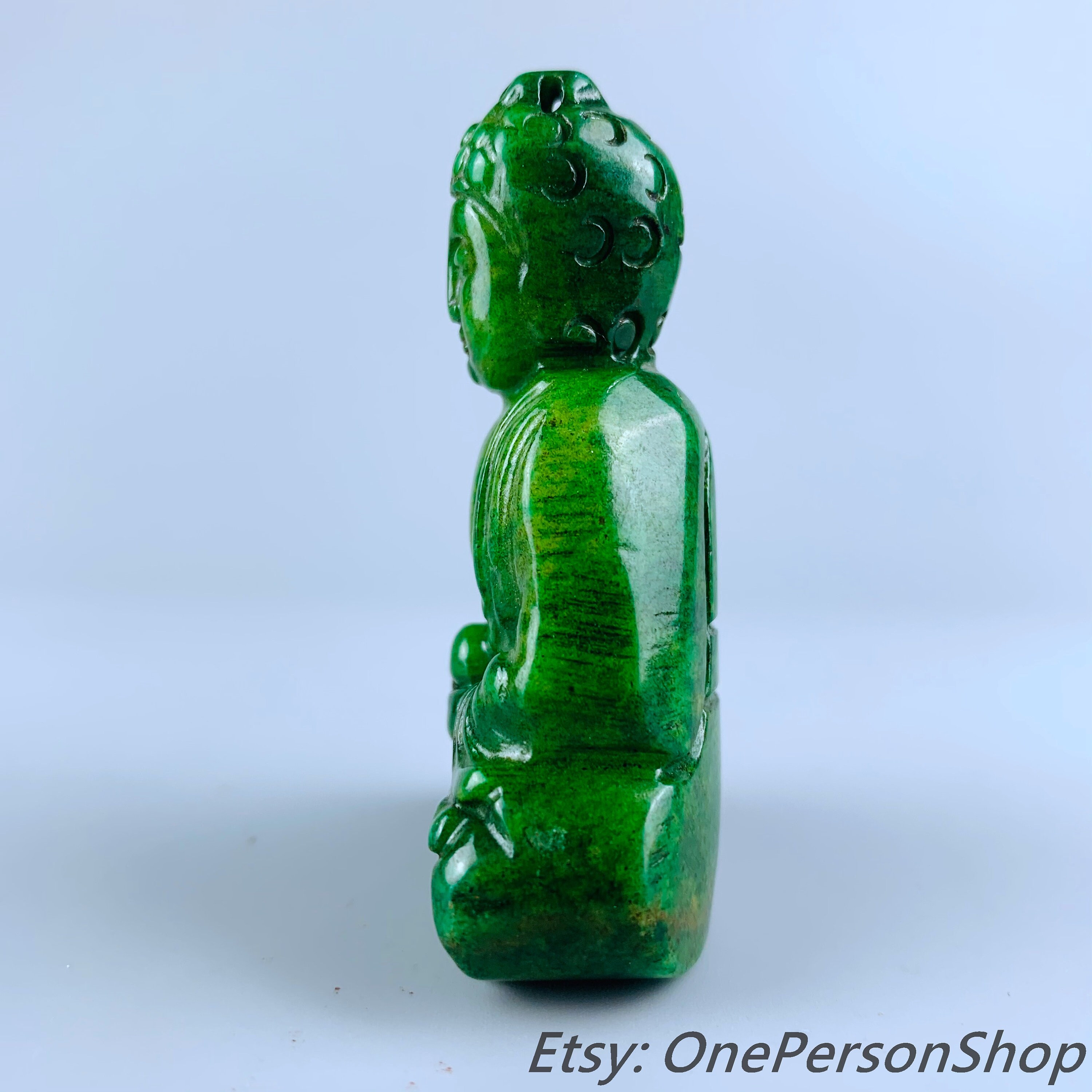 古代中国の天然翡翠で手彫りされた仏像 - Etsy 日本