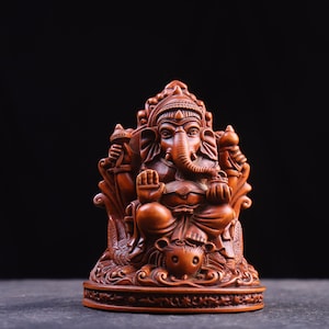 Chinese Boxwood Hand Carved Exquisite Rare Elephant Trunk God of Wealth Buddha Statue Ornament