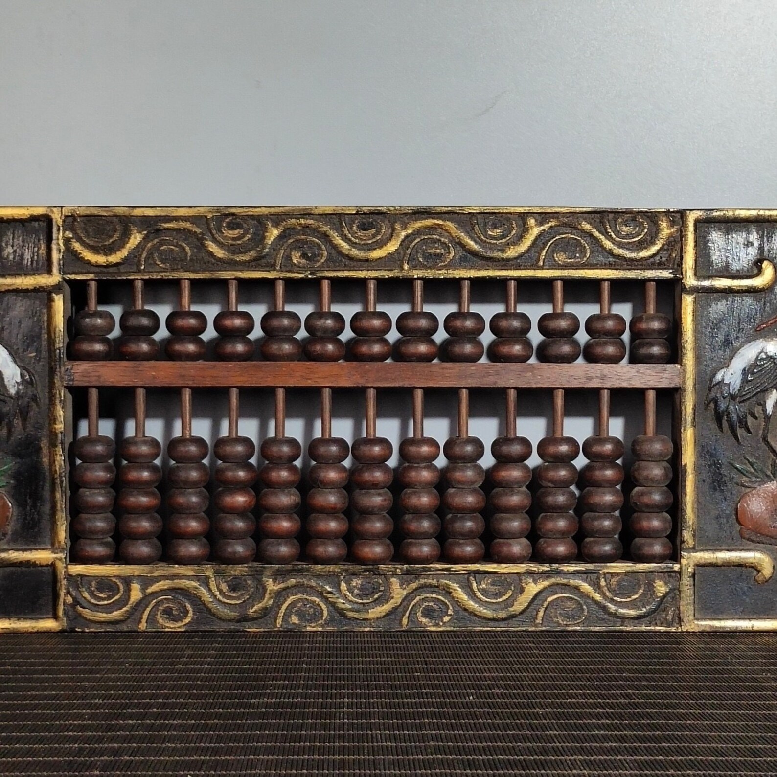 pictures of an old chinese abacus pictures of an old chinese abacus