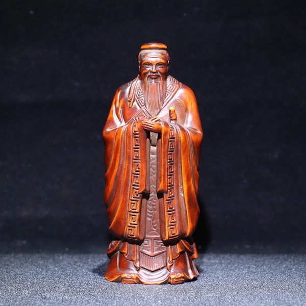 Chinese antique boxwood, finely hand-carved Confucius statue decoration，Fine workmanship, lifelike