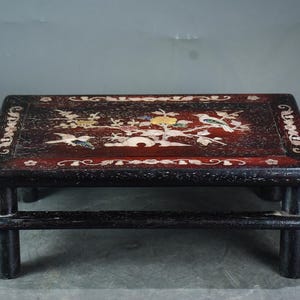 Chinese antique pure hand-carved exquisite rare rosewood inlaid with shells happy kang table tea table ornaments