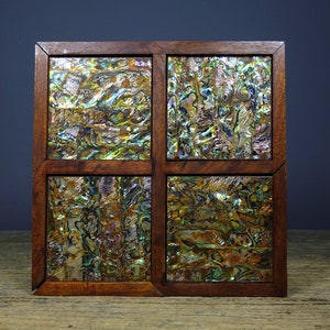Chinese Antique Hand Carved Exquisite Rare Rosewood Inlaid Mother-of-pearl Shell Quartz Jewelry Box Ornament