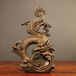 Chinese antique handcrafted exquisite rare pure copper dragon statue ornaments