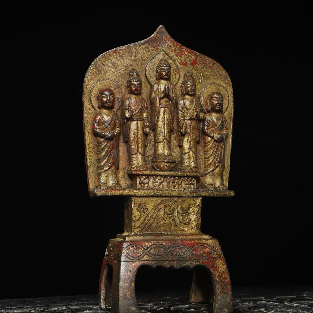 古銅.銅製.北魏時代の仏像の写し物.出来の良いレプリカ.同じ物が故宮にあったようですが？.唐物古玩。