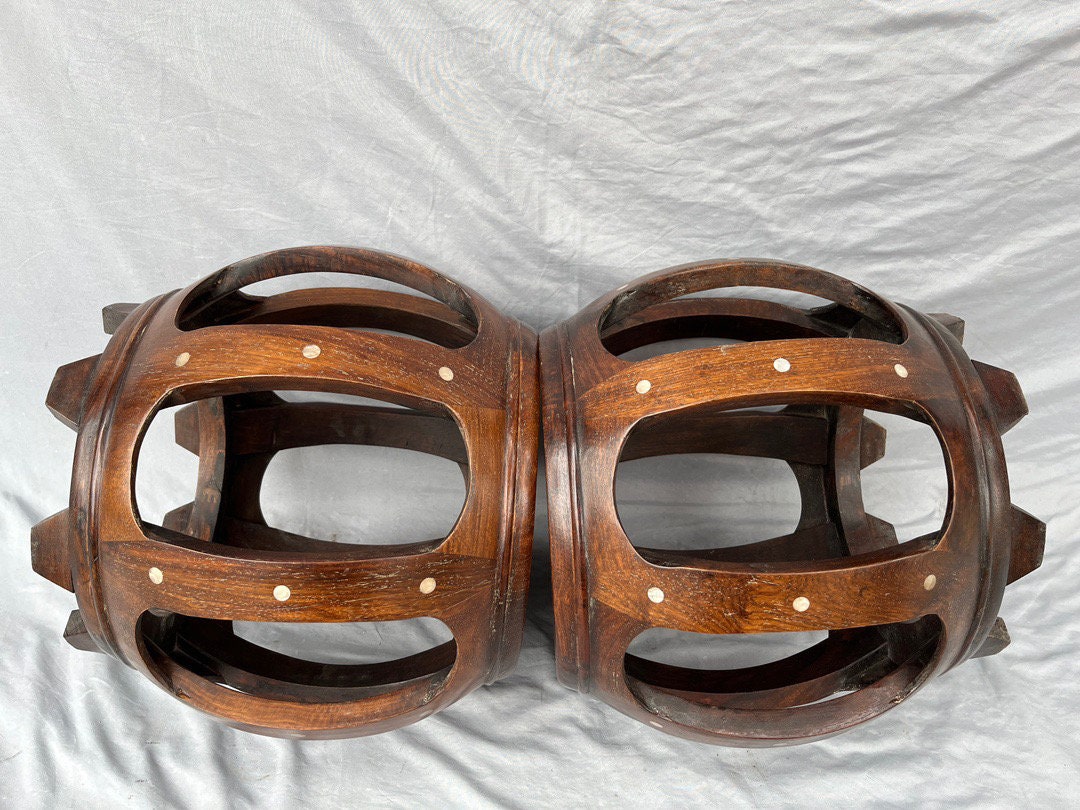 A Pair of Chinese Antique Hand-carved Exquisite Rare