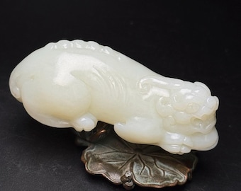 Exquisite hand carved Pixiu statue ornament made of Chinese white jade