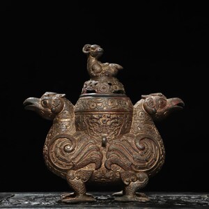 Chinese antique handcrafted exquisite rare pure copper sheep cover incense burner ornaments