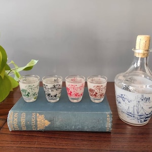 French decanter and 4 shot glasses // Verrerie Cristallerie D&#39;Arques French County Decanter // mid-century shot glass set // father&#39;s day