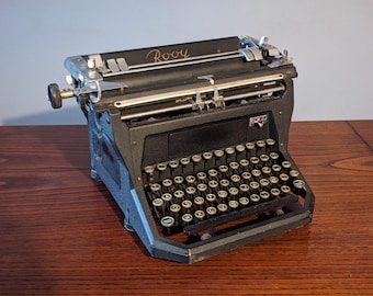 Working Red Typewriter: Remington Starfire | Vintage 1960s