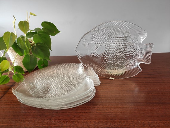 Vintage Glass Fish Plates 6 Arcoroc France Fish Dinner Etsy
