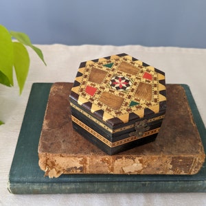 Inlaid wood mosaic box // multi-colored inlay wood trinket box // boho jewelry box // eclectic storage box // wood marquetry