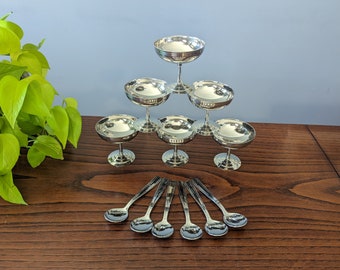 Vintage gecanneleerde metalen dessertkommen + lepels, set van 6 / Letang Remy Franse sterling zilveren ijsbeker / zilveren ijskommen / 18 10