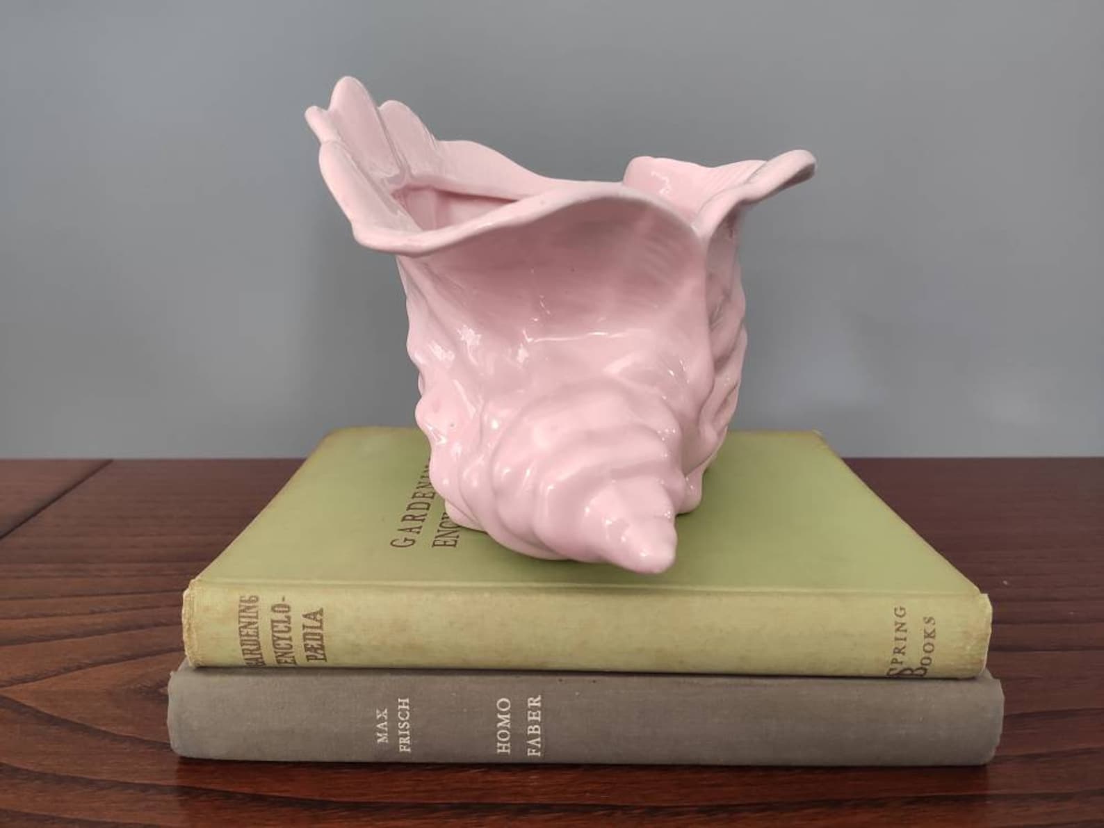 Vintage pink ceramic conch shell vase / seashell planter Etsy