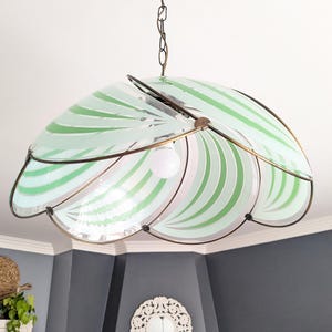 Vintage glass pendant lamp with green stripes / vintage 70s mint green chandelier / glass ceiling light / scalloped swirl shade mid-century