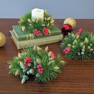 3 vintage Mini-Kerzenringe // 1960er Jahre Weihnachtskranz // vintage Weihnachtsschmuck // Kerzenkranz Kunststoff // Mid-Century