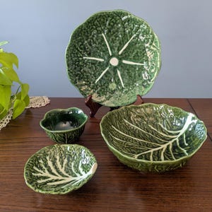 Majolica green cabbage serving bowls & plate / vintage Portuguese ceramics / rustic kitchen decor / farmhouse tableware / Bordallo Pinheiro