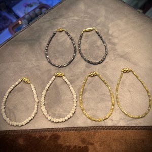 AAAA Ett av de naturliga eleganta | Råa diamantpärlorarmband (16-17 cm)