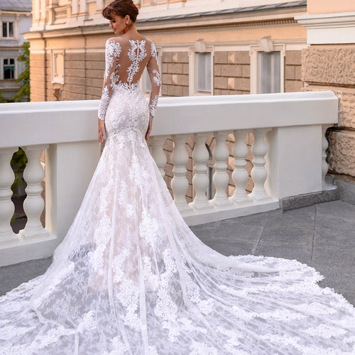 Long Sleeve Wedding Dress With Illusion 