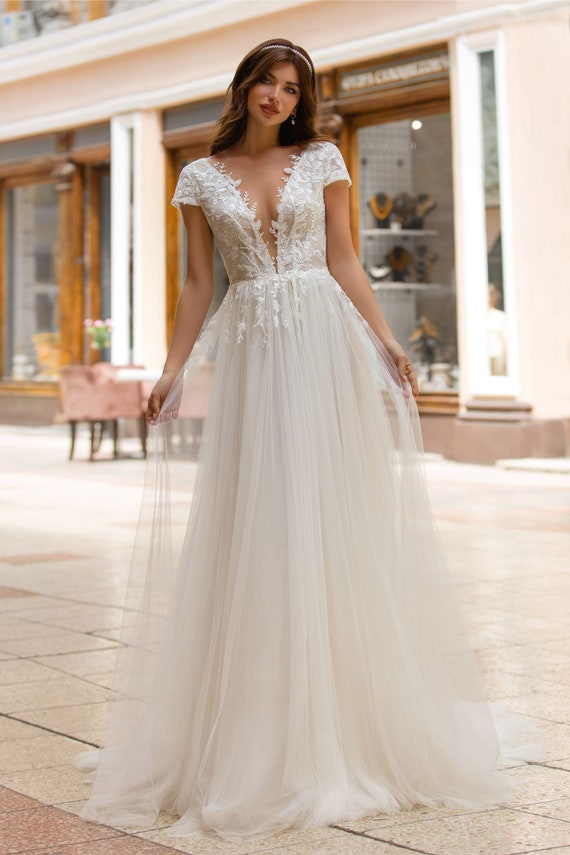 Romantic Wedding Dress Ivory Wedding Dress With V-neckline | Etsy