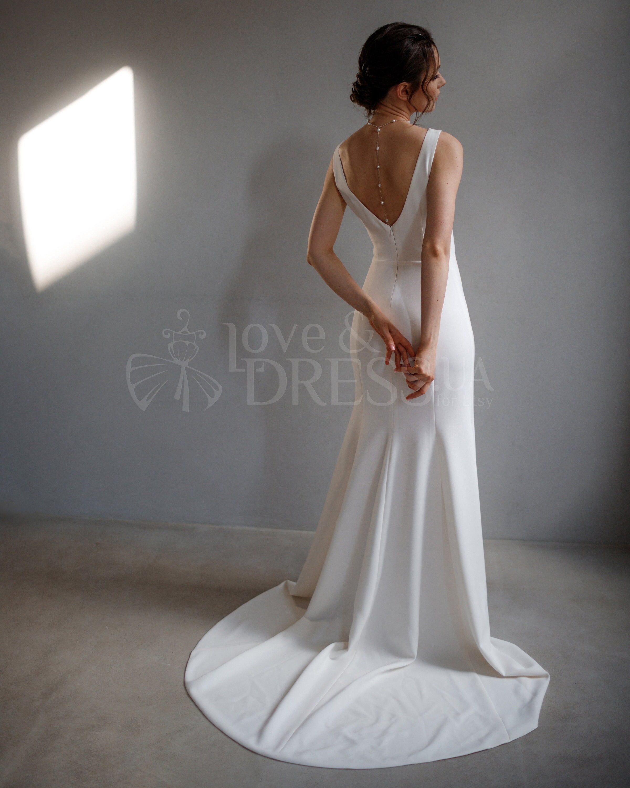 V back wedding dress - Etsy 日本 V back wedding dress - Etsy 日本