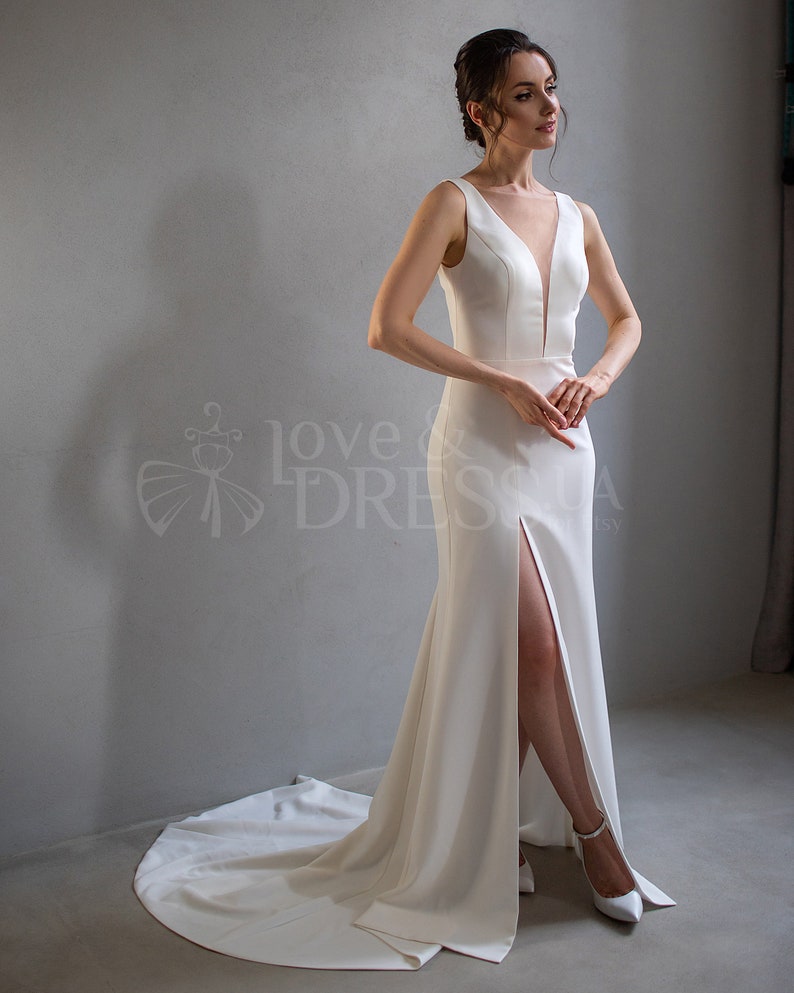 Robe de mariée simple, Robe de mariée sexy en satin, Robe de mariée sirène, Robe de mariée de plage avec fente, Robe de mariée dos nu image 5