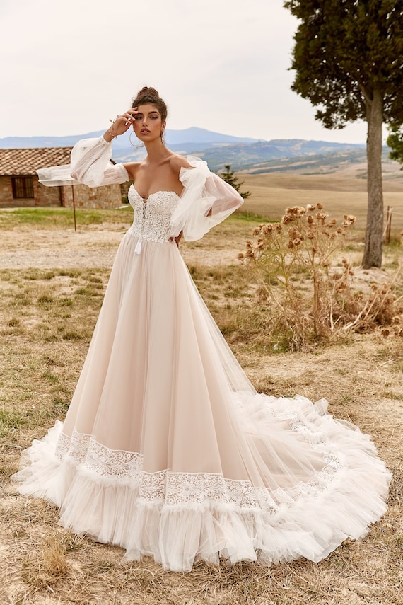 Boho Wedding Dress Bridal Dress With Detachable Sleeves Blush