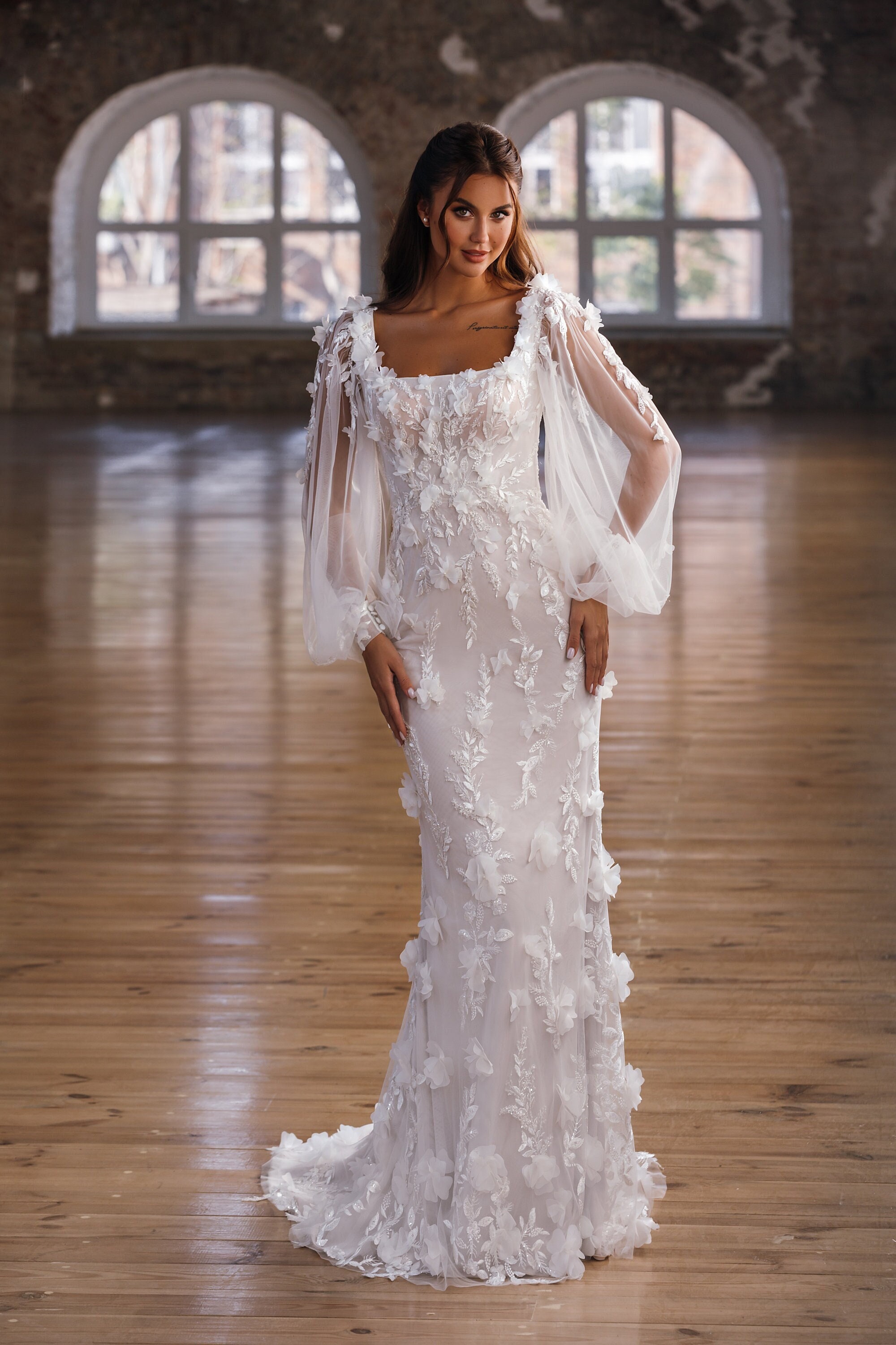 Mermaid Wedding Dress With Detached Train Floral Appliqués Etsy