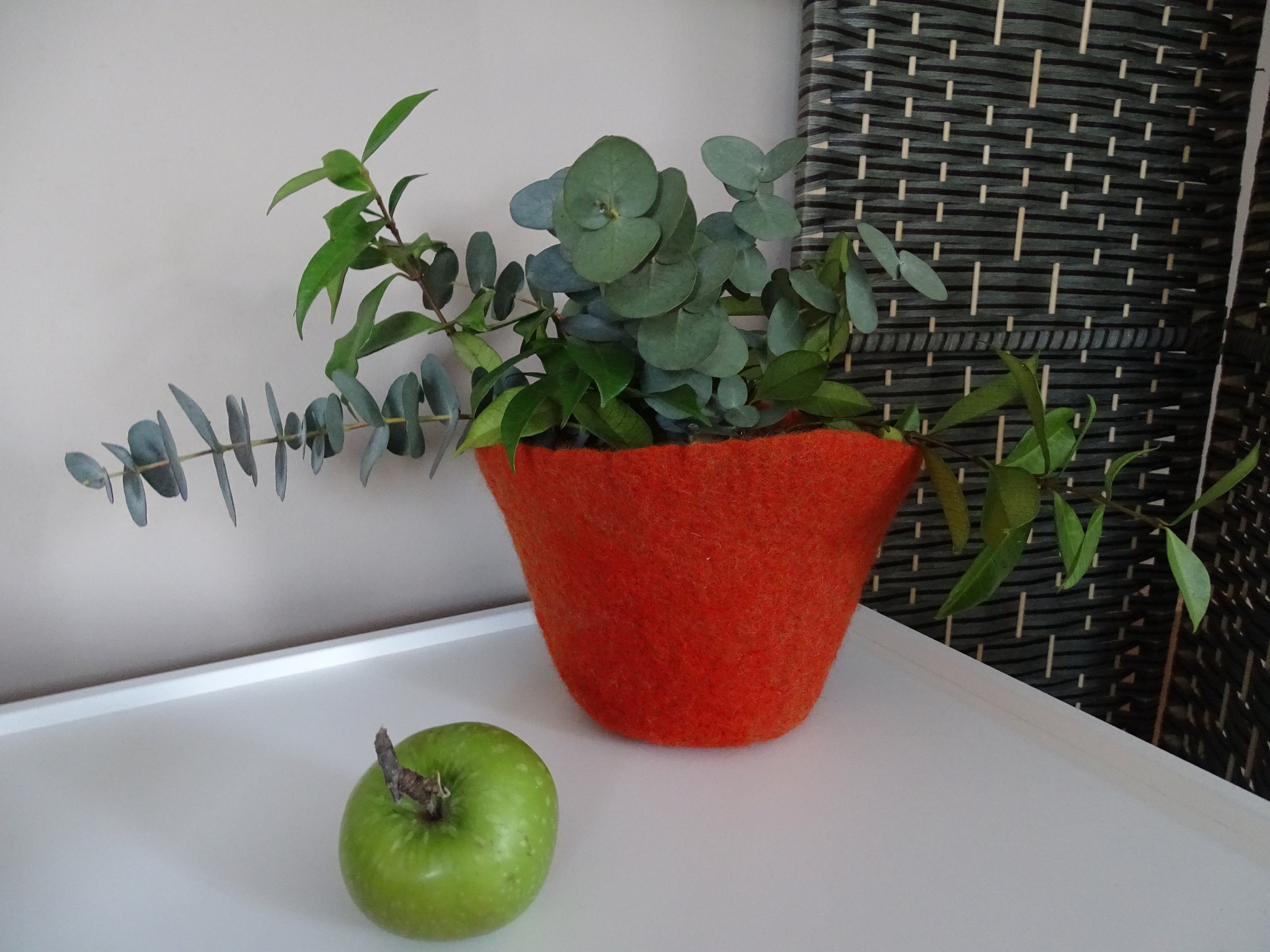 Cache Pot Fait Main en Laine Feutrée de Couleur Potimarron/Terre