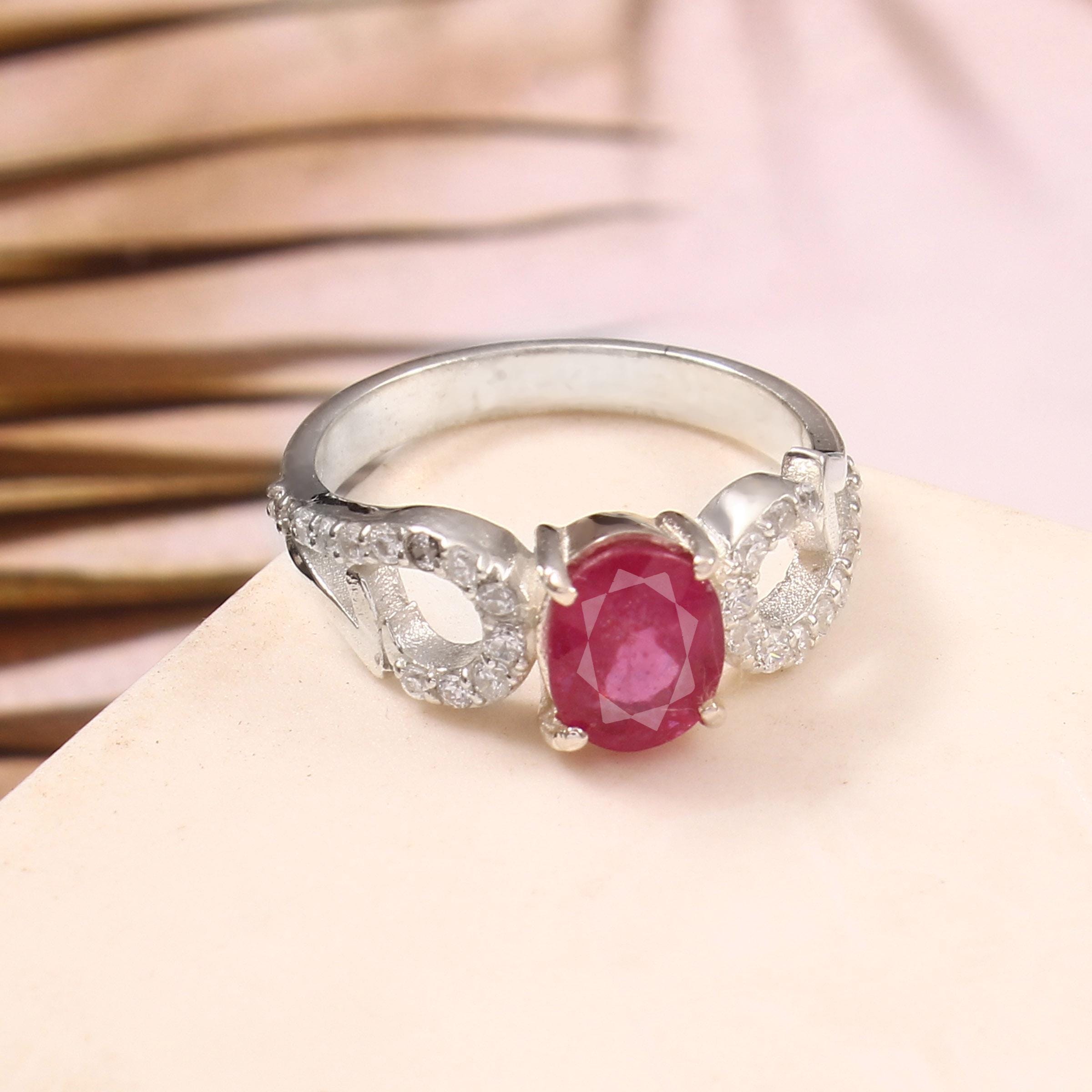 天然ルビー　リング　指輪　15号　スターリングシルバー　タイジュエリー 天然ルビースターリングシルバーリング：7月の誕生石、ハンドメイド