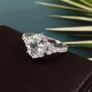 925 sterlingzilveren ring met witte topaas: ovale edelsteen, handgemaakt