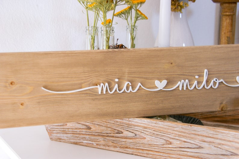 Personalisiertes Holzschild mit Wunschname in 3D, Schild mit Schriftzug, Namensschild, Familienschild, Geschenk Einzug Bild 1