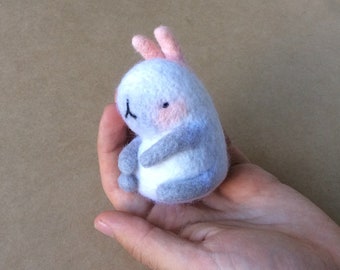 Needle felted bunny 02