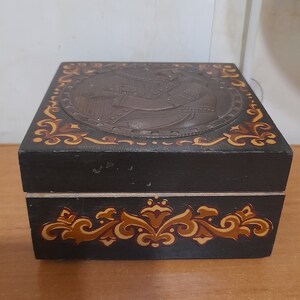 Vintage Wooden Jewelry Box – Rustic Handcrafted Trinket Box – Antique Storage Box – Boho Home Decor – Gift for Her – Retro Keepsake Box