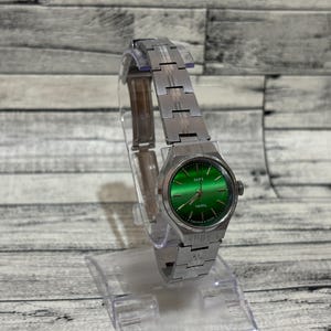Vintage Zarya Women&#39;s Watch: Green Dial USSR Wristwatch