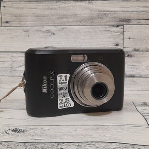 Nikon COOLPIX L16 Camera. Working Digital Camera. Digital Camera