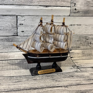 Vintage H.M. Endeavour Model Ship: Wooden Tall Ship Figurine