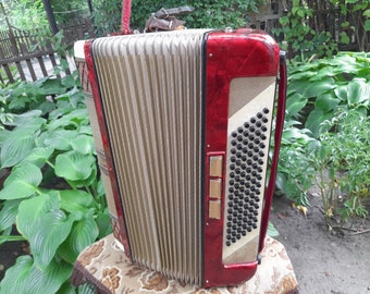 アンティーク　アコーディオン 楽天市場】トンボ 独奏用 アコーディオン 37鍵96ベース