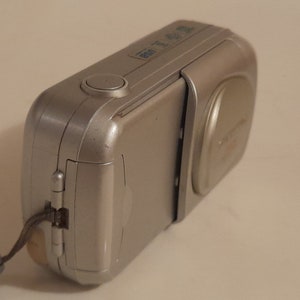 Working digital camera. Camera Olympus C-150. Digital camera. Olympus digital camera from the 1990s. Collection camera. Camera Olympus. image 4