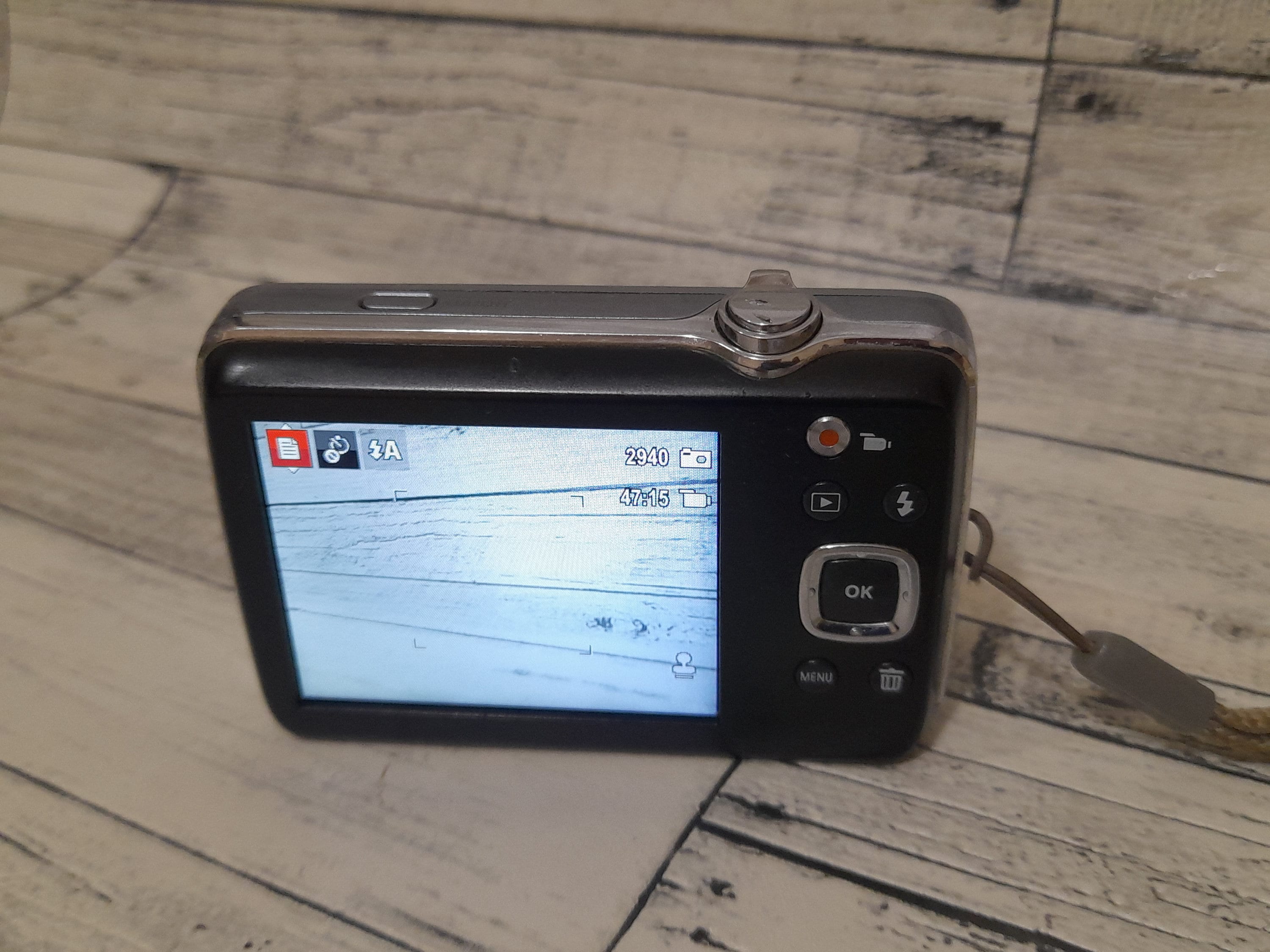 Vintage Medion MD 86821 Digital Camera: 14MP, 5x Zoom, Silver