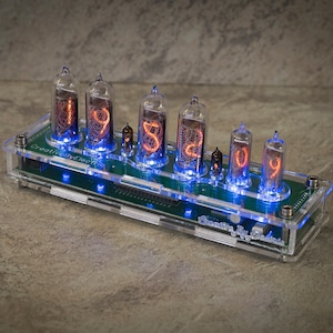 Retro Nixie Tube Clock – Glowing Vintage Time Display – Handmade Tech Gift – USB Powered Desk Decor