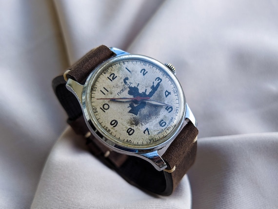 RARE Unique Wrist watch POBEDA Handmade rarity di… - image 2