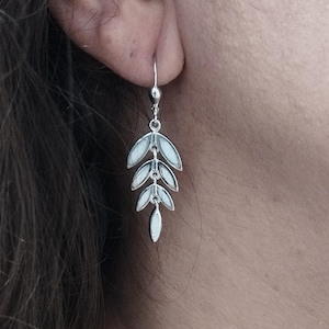 Pendientes de hoja de plata, pendientes de olivo, pendientes de plata de ópalo blanco, pendientes de ópalo, pendientes de ópalo blanco, pendientes de hoja blanca