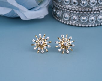 Aretes de diamantes cultivados en laboratorio con forma de copo de nieve brillante