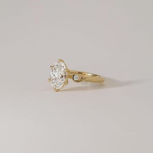 2 Carat Lab Grown Oval Diamond Trilogy Engagement Ring in Yellow Gold, Three Stone Bridal Ring, Oval Cut Custom Engagement Ring for Women image 7