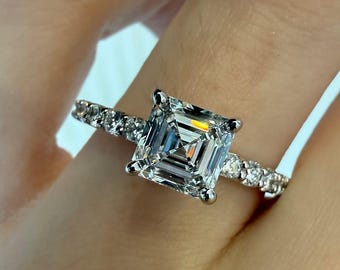 3 Karat Asscher Cut Lab Grown Diamant Versteckter Halo Verlobungsring