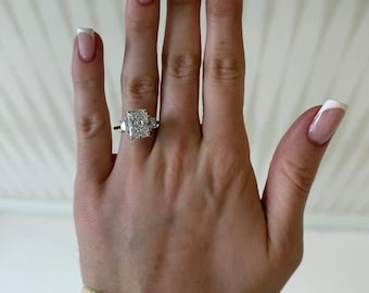 5 Karat strahlender Schnitt Labor gewachsener Diamant drei Stein zweifarbiger Verlobungsring