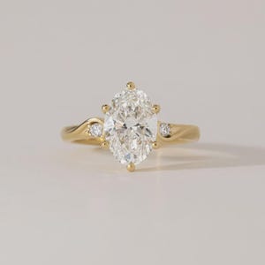 2 Carat Lab Grown Oval Diamond Trilogy Engagement Ring in Yellow Gold, Three Stone Bridal Ring, Oval Cut Custom Engagement Ring for Women image 6