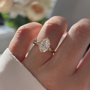 2 Carat Lab Grown Oval Diamond Trilogy Engagement Ring in Yellow Gold, Three Stone Bridal Ring, Oval Cut Custom Engagement Ring for Women image 3